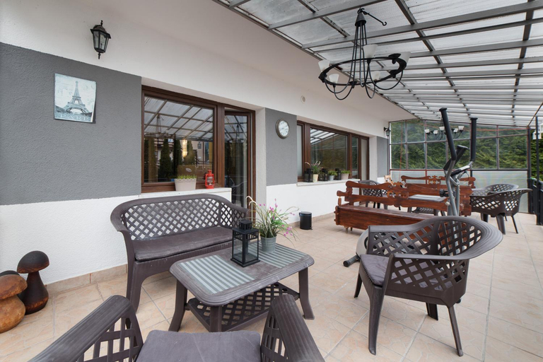 Food & Drinks 3, Willa Pod Losiem, Nowy Sącz