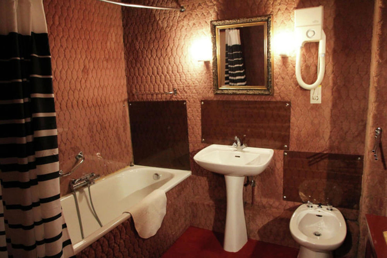 Bathroom 3, La Roche Riverside Mansion, Luxembourg