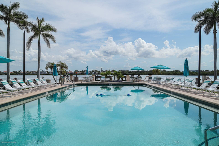 Sport & Beauty 4, Palm Bay Club 8th Floor On Complex Private Beach, Sarasota