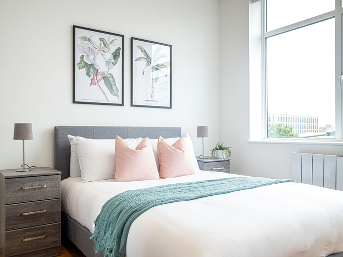Room 4, Two-bedroom Near Cliveden House by Belvilla, Slough