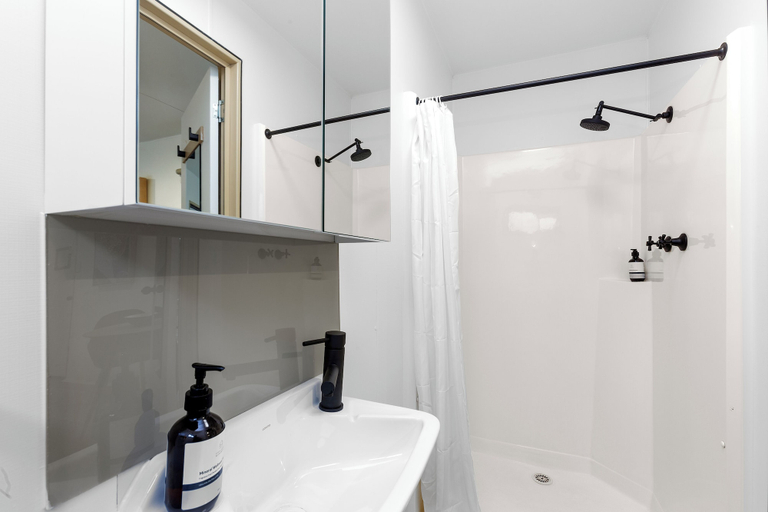 Bathroom 5, Forrest Holiday Park, Colac-Otway - South