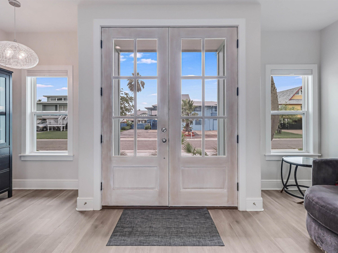 Interior 5, Flamingo House 4 Bedroom Home by RedAwning, Aransas