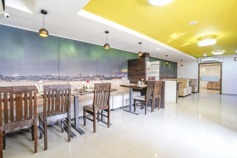 Food & Drinks 3, Fabhotel Prime Riddhi Siddhi, Vadodara