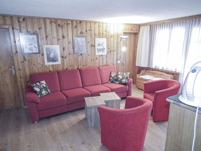 Others 5, Chalet in Lenk Near Simmen Falls, Obersimmental