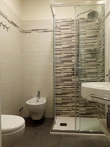 Bathroom 3, Hotel Giardino, Arezzo