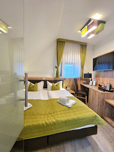 Bedroom 10