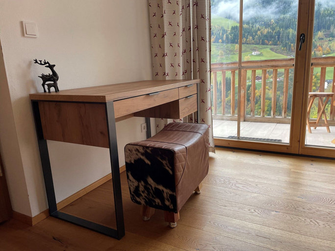 Bedroom 2, Superbly Located Premium Chalet With Sauna, Sankt Johann im Pongau