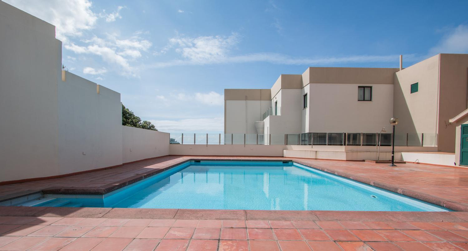 Sport & Beauty, OCEANVIEW TOPFLOOR, Ponta Delgada