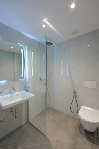 Bathroom 3, Villa Pargua, Sarandës