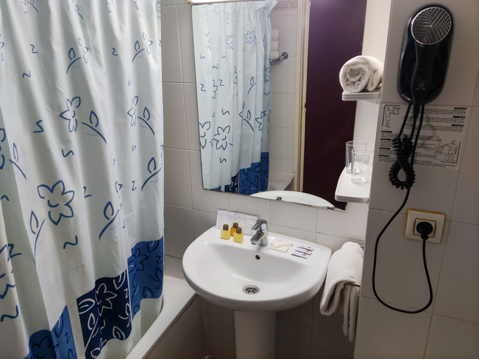 Bathroom 5, Hotel Samba, Girona