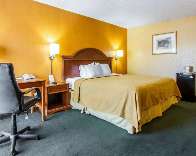 Bedroom 3, Quality Inn Tucson Downtown near Convention Center, Pima