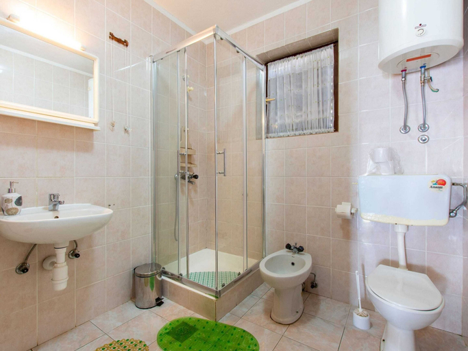 Bathroom 3, Amazing apartment in Unknown w/ , Starigrad