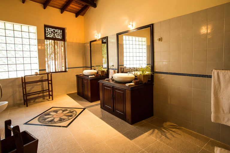 Bathroom 4, South Point Villa - Whole Villa (Sleeps 6), Habaraduwa