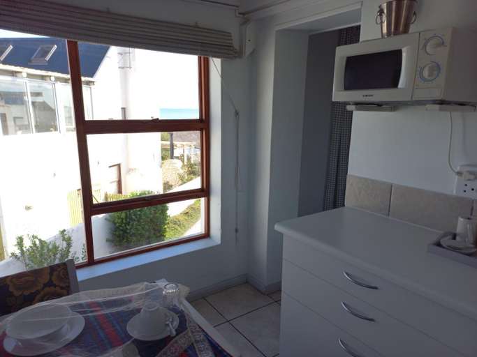 Others 2, Paters Haven Self-catering and B&B, West Coast