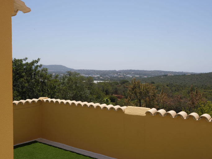Others 4, Delightful, Authentic Quinta with Swimming Pool near Beach & Towns, Loulé