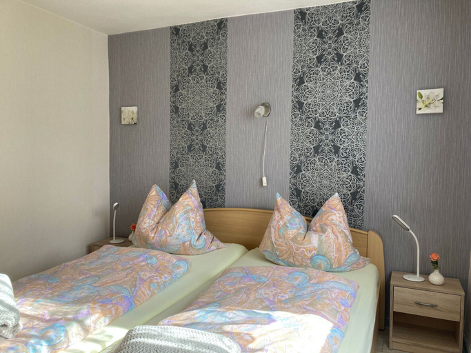 Bedroom 2, Engenstein Woodland Escape, Hildburghausen