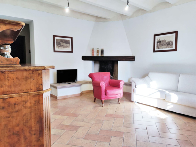 Living room 2, Holiday Home in Gambassi Terme With Terrace, Florence