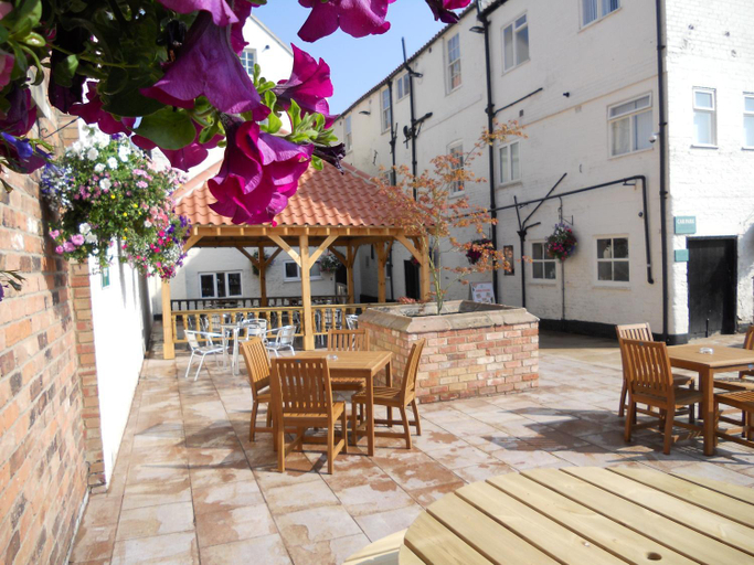 Others 4, The Kings Head, Lincolnshire