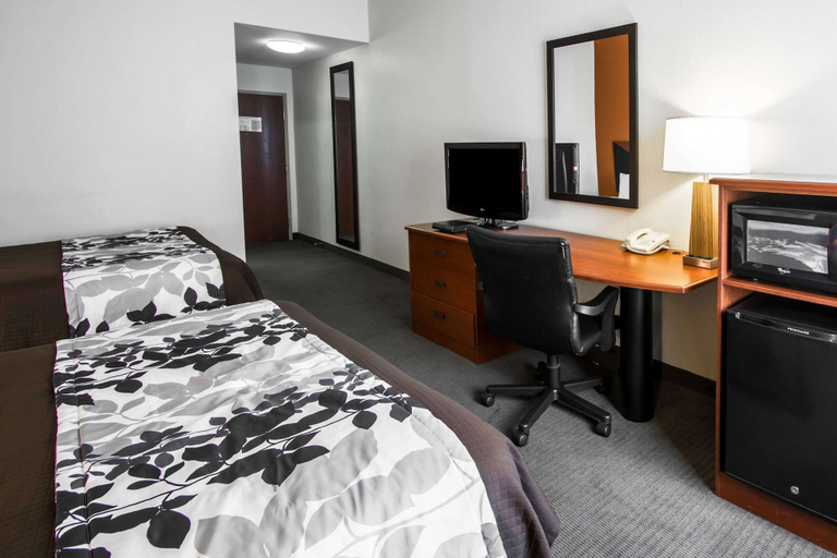 Bedroom 3, Sleep Inn & Suites Palatka North, Putnam