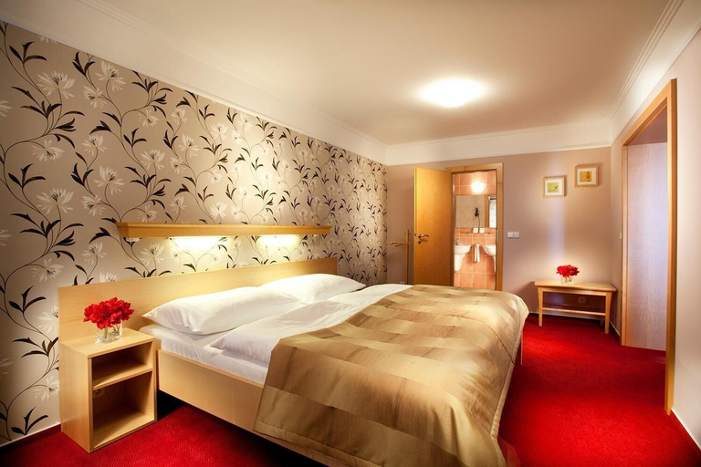 Bedroom 4, Hotel Akademie, Benešov