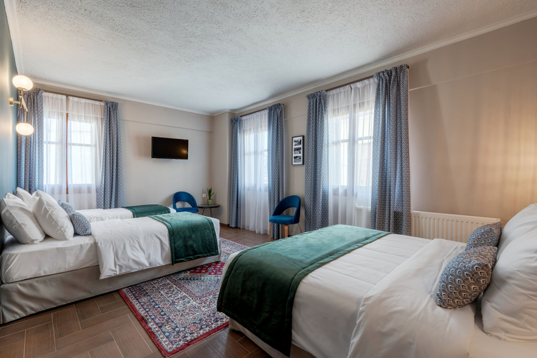 Bedroom 4, Paeonia, Central Greece