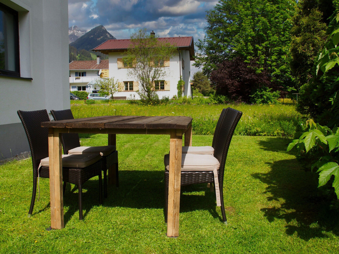 Others 5, Apartment in Bichlbach Near Ski Slopes, Reutte
