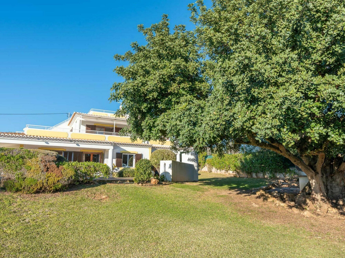 Others 4, Cozy Villa in Albufeira With Swimming Pool, Albufeira