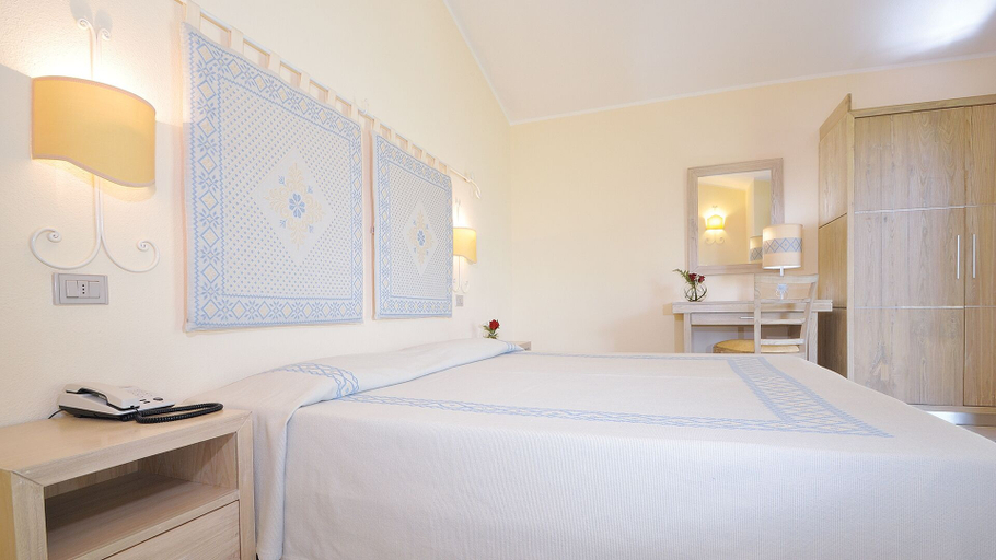 Bedroom 5, Hotel Club Cala Fiorita, Nuoro