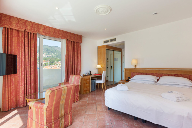 Bedroom 10