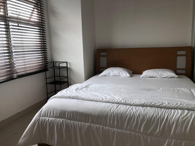 Bedroom, lovely 1 bedroom apartment the bellezza permata, South Jakarta