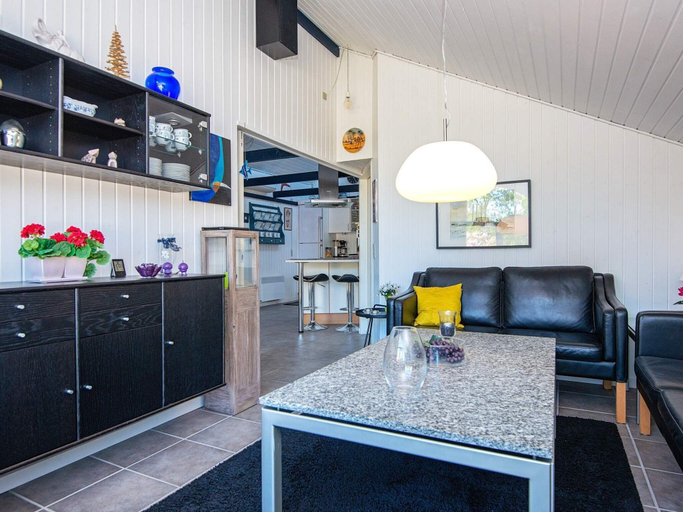 Others 5, Captivating Holiday Home in Ulfborg near Sea, Holstebro