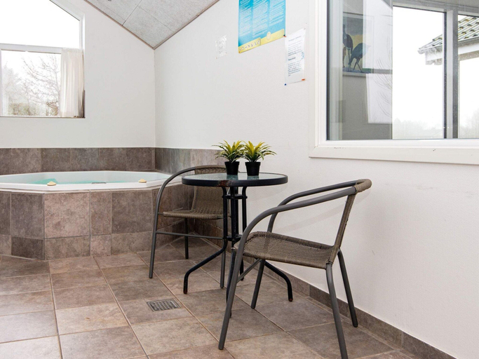 Bathroom 3, 5 Star Holiday Home in Romo, Tønder