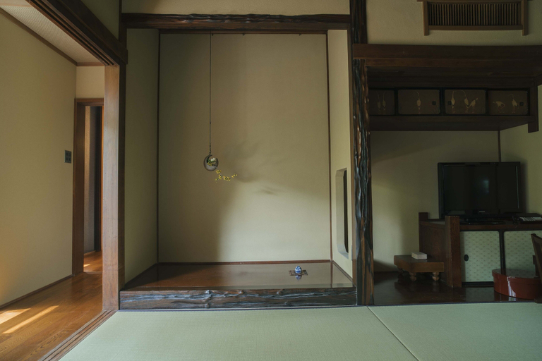 Bedroom 2, Ochiairo, Izu