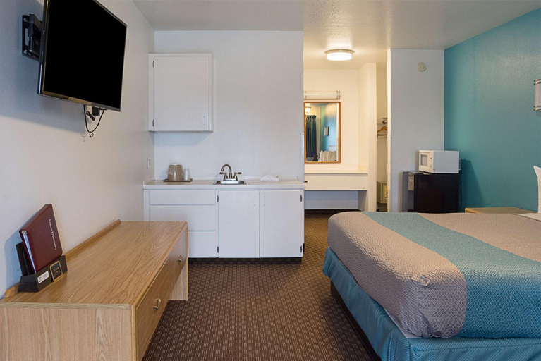 Bedroom 17