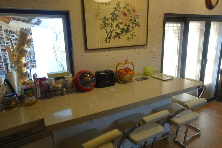 Others 5, Seochon Guesthouse, Jongno
