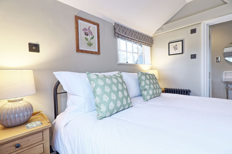 Bedroom 2, Noble Goose Rooms, Essex