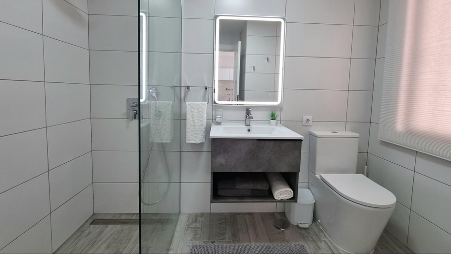 Bathroom 4, PaulMarieApartment Windsor Park with Ocean View, Santa Cruz de Tenerife