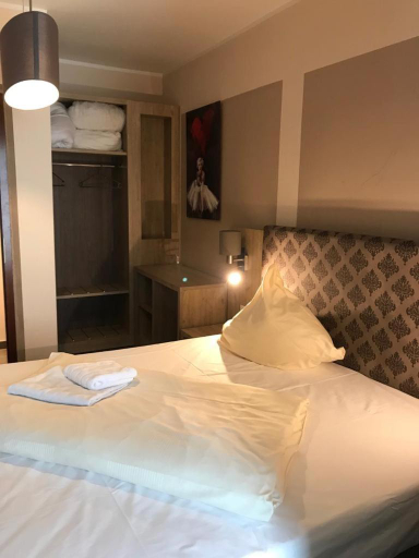 Bedroom 15