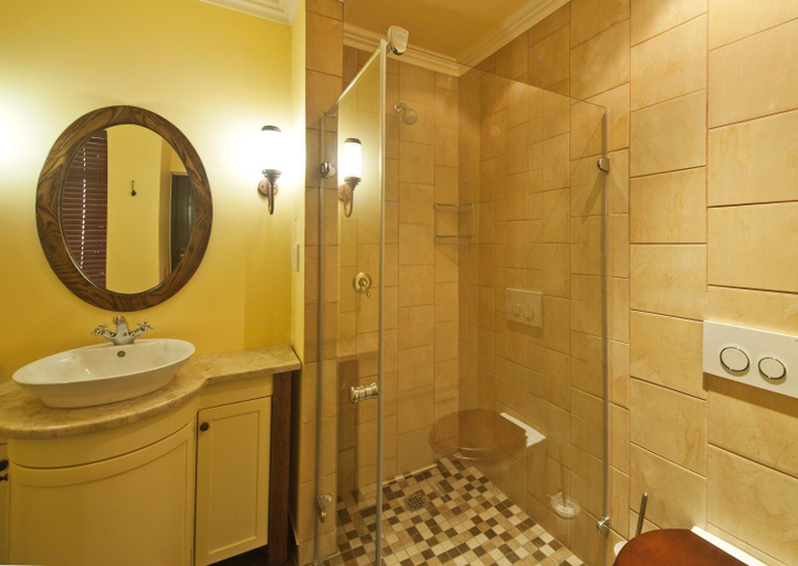 Bathroom 5, Double Dutch B & B, Eden