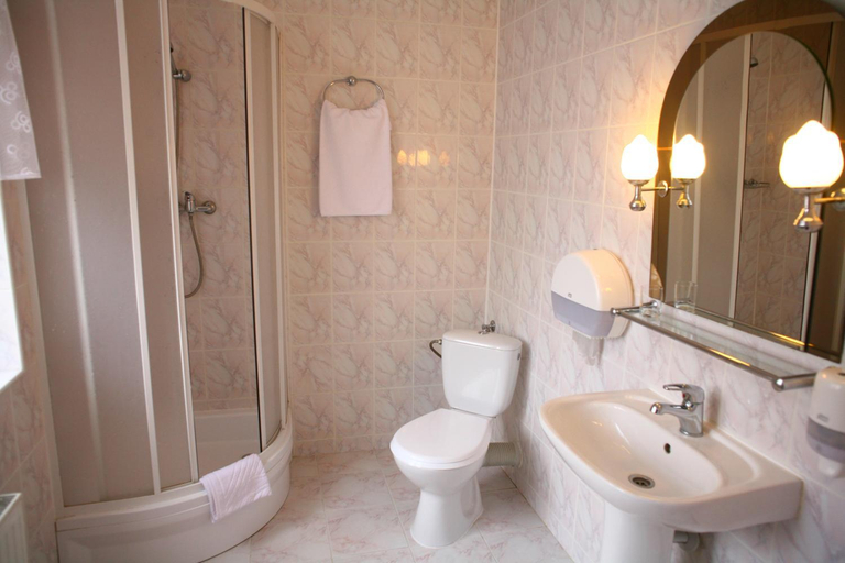 Bathroom 4, Europa, Jelenia Góra City