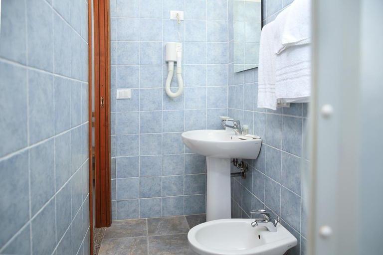 Bathroom, MELI, Sassari