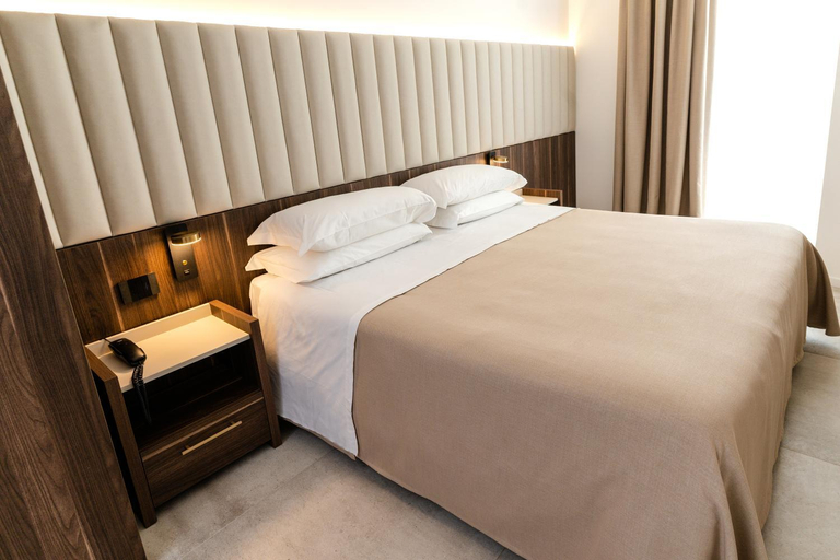 Bedroom 2, Hotel Falli, Lecce