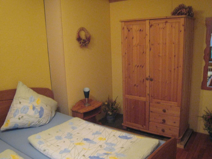 Bedroom 2, Morbach Hillside Mansion, Bernkastel-Wittlich