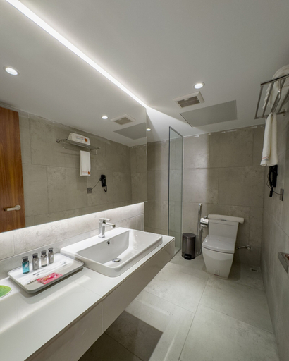 Bathroom 3, Hotel omni residency Baridhara, Dhaka
