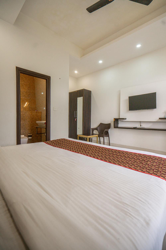 Bathroom 2, Golden Sunrise Hotel, Nainital