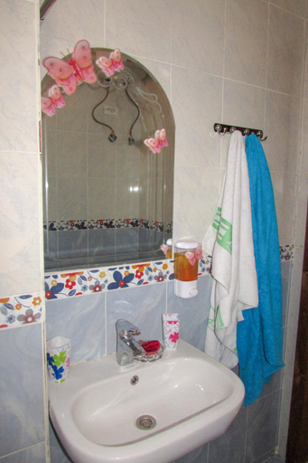 Bathroom 2, Apartments Desert Rose near the sea RedSeaLine, Al-Ghurdaqah