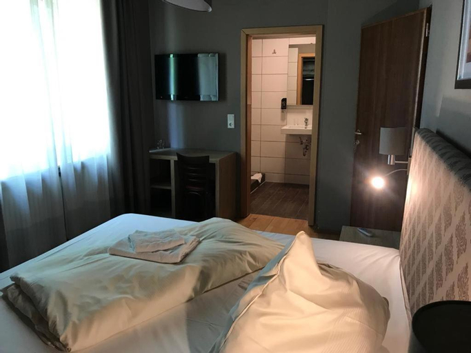 Bedroom 11