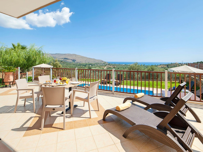 Others 5, 2 Villas Next to Each Other with Pool & Sea View, Crete