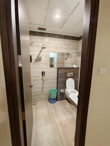 Bathroom 4, RADIANCE COURTYARD, Varanasi