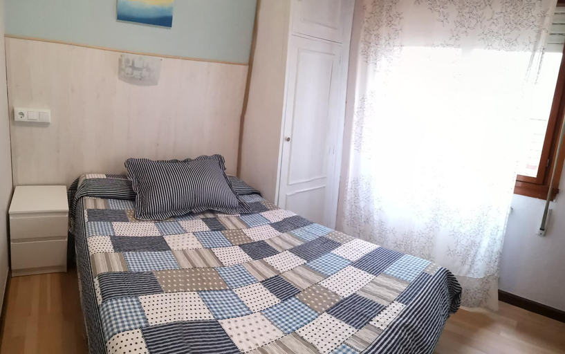 Others 5, Hostal Campoamor, Asturias